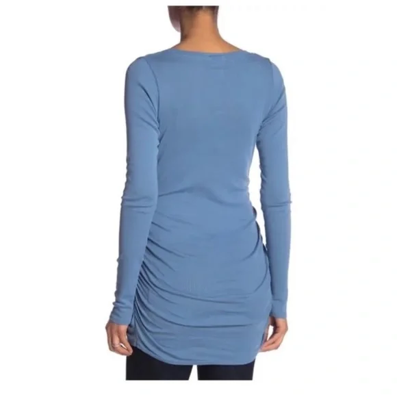 LAmade Side Ruched Basic T-Shirt - Picture 2 of 5